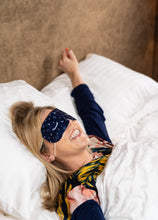 Load image into Gallery viewer, GLOW MASKS 5 PACK